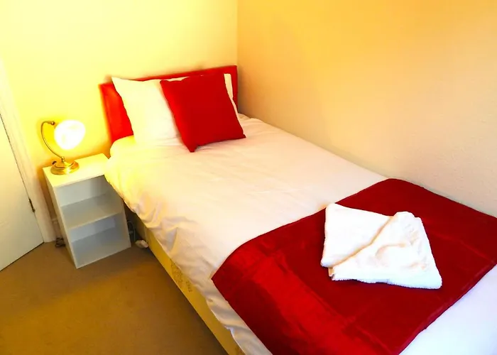Pink Beach Guest House
